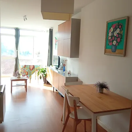 Vivienda Con Luz Y Vistas شقة